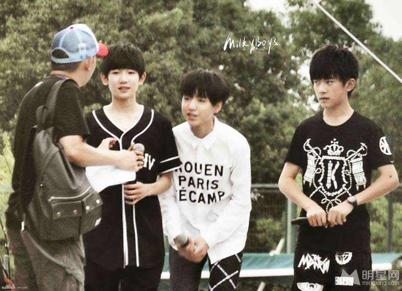 TFBOYS集体装合照 阳光活泼天真可爱 TFBOYS图片图片