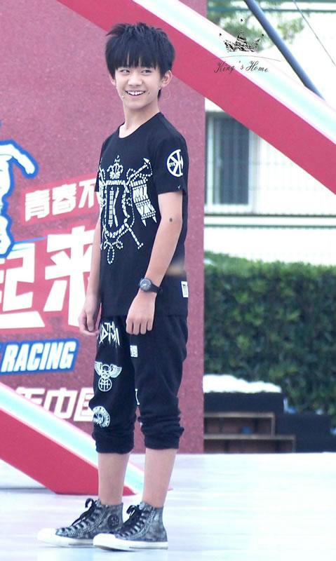 TFBOYS三人合照 帅气可爱高清写真 TFBOYS图片图片