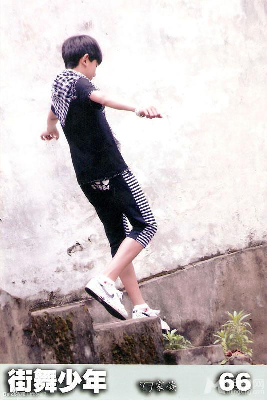 TFBOYS三人合照 帅气可爱高清写真 TFBOYS图片图片