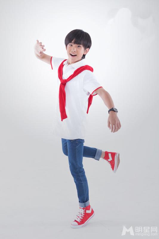 TFBOYS快乐大本营 五子棋游戏笑翻全场 TFBOYS图片图片
