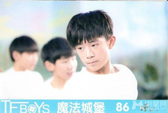 TFBOYS三人合照 帅气可爱高清写真 TFBOYS图片图片