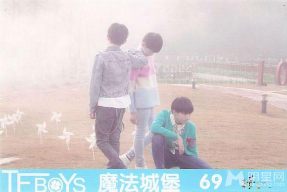 TFBOYS三人合照 帅气可爱高清写真 TFBOYS图片图片