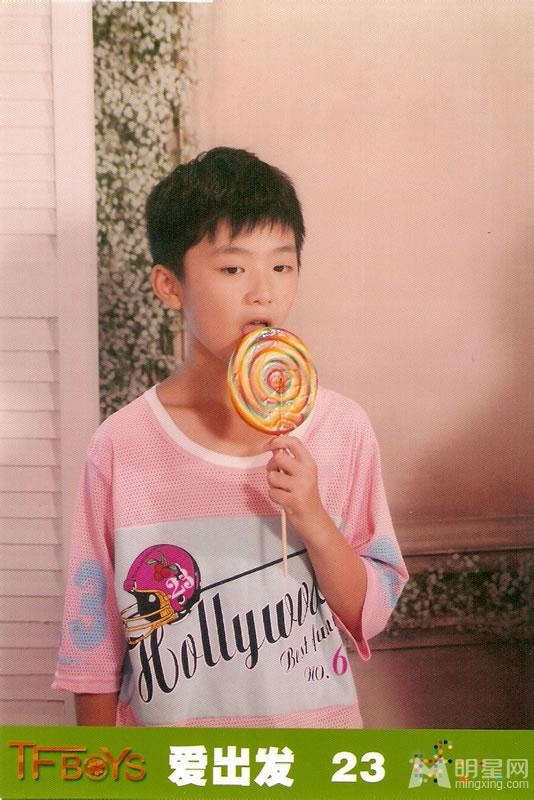 TFBOYS时尚写真 青春飞扬充满活力 TFBOYS图片图片