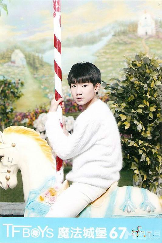 TFBOYS三人合照 帅气可爱高清写真 TFBOYS图片图片