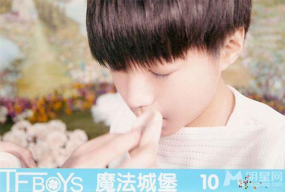 TFBOYS三人合照 帅气可爱高清写真 TFBOYS图片图片
