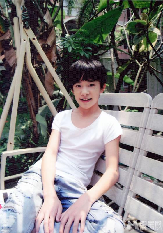 TFBOYS三人合照 帅气可爱高清写真 TFBOYS图片图片