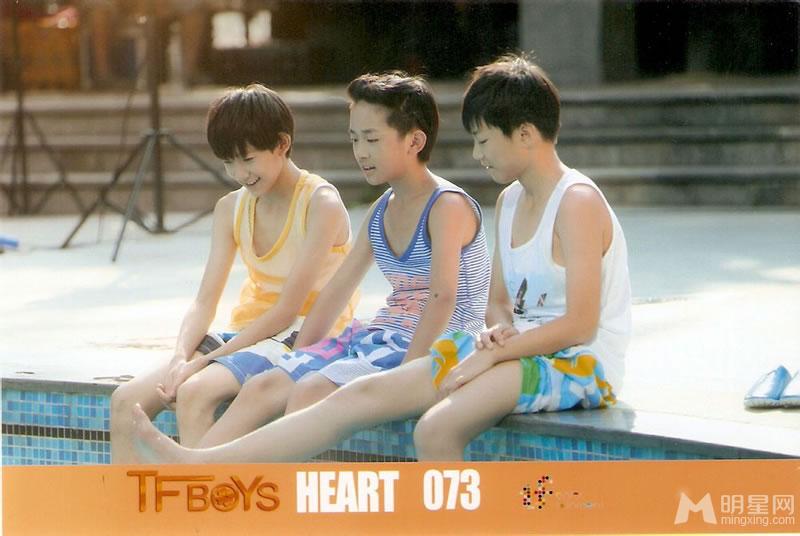 TFBOYS三人合照 帅气可爱高清写真 TFBOYS图片图片