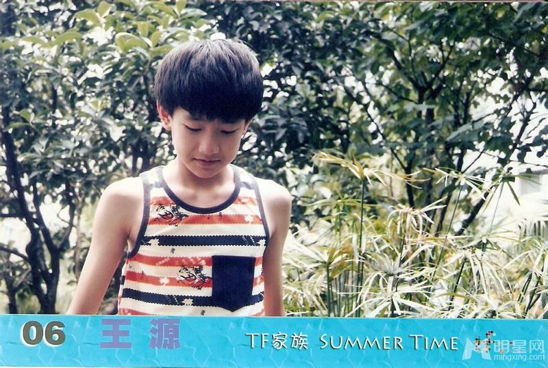 TFBOYS三人合照 帅气可爱高清写真 TFBOYS图片图片