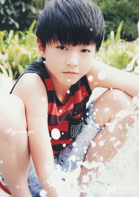 TFBOYS集体装合照 阳光活泼天真可爱 TFBOYS图片图片