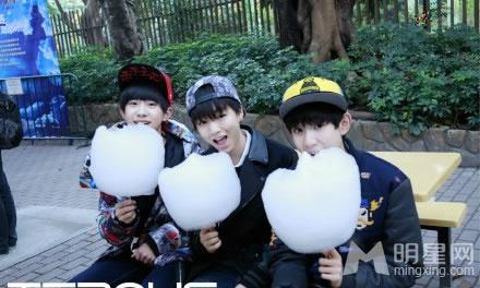 TFBOYS三人合照 帅气可爱高清写真 TFBOYS图片图片
