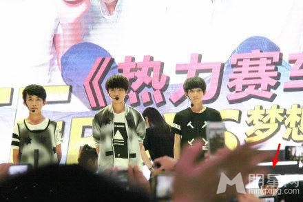 TFBOYS三人合照 帅气可爱高清写真 TFBOYS图片图片