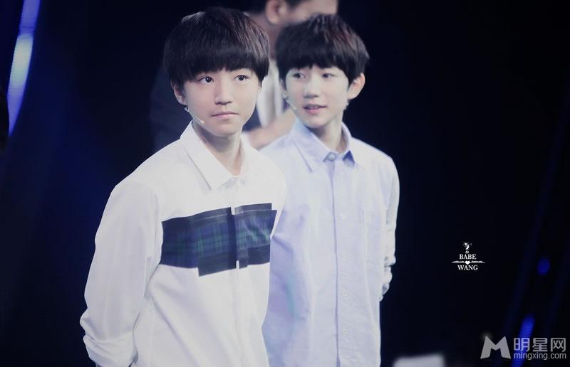 TFBOYS三人合照 帅气可爱高清写真 TFBOYS图片图片