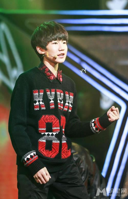 TFBOYS王源《爱奇艺之夜》 TFBOYS图片王源图片图片