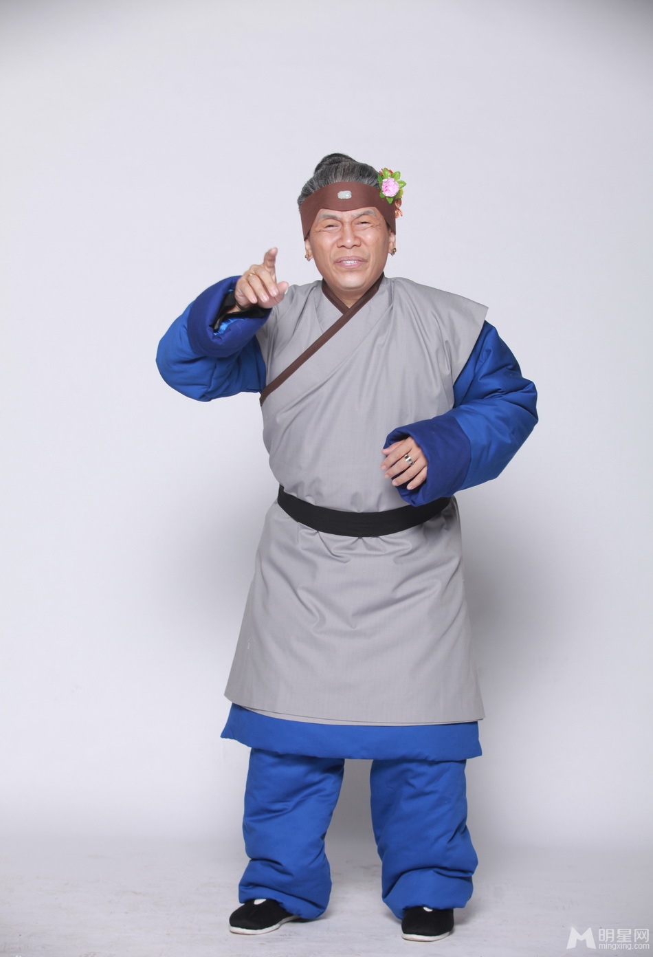 百变大咖秀何炅谢娜变身郭靖黄蓉图片