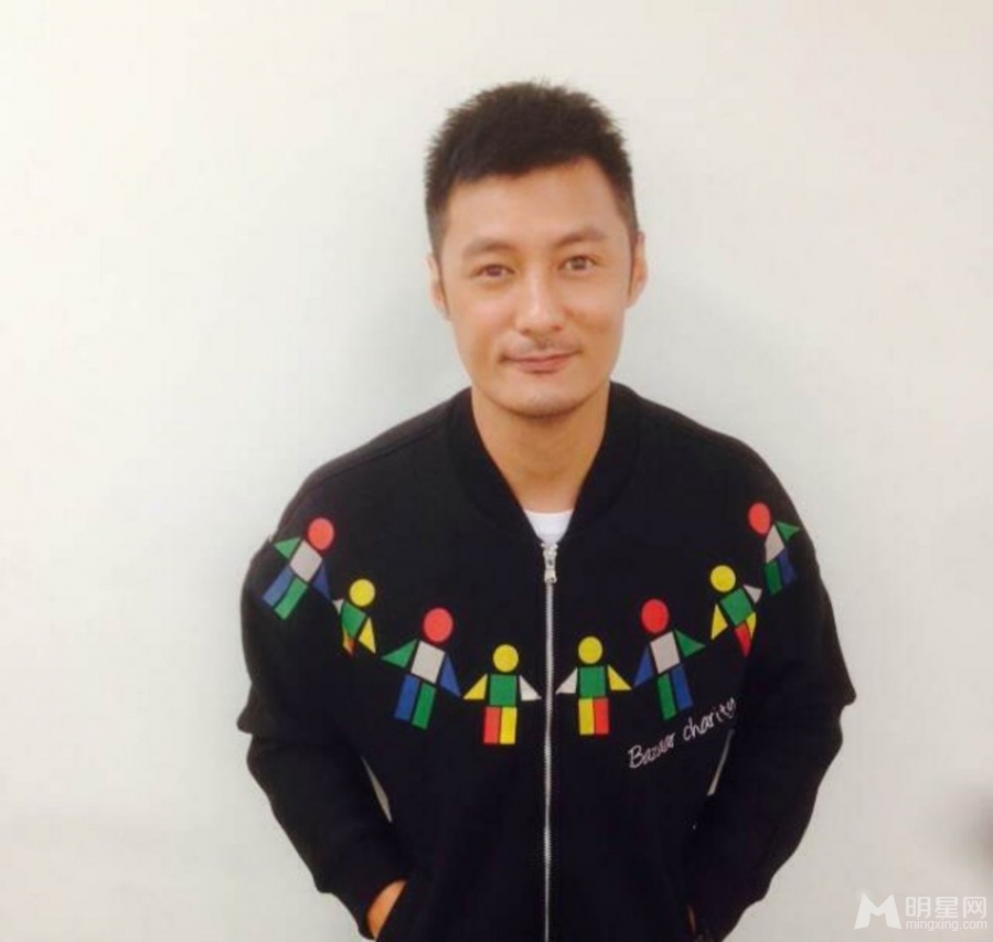 众星晒公益照 舒淇谢娜甜美出镜 谢娜图片舒淇图片图片