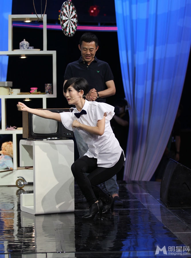 谢娜节目掐黄磊女儿 不当举动遭炮轰 谢娜图片图片