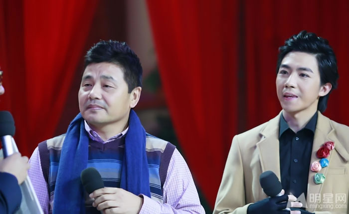 150827天天向上录制 看周一情侣高调虐单身狗~宋智孝图片图片