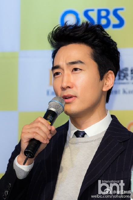 黄晓明Angelababy恩爱图片  电影《何以笙箫默》发布会图片图片