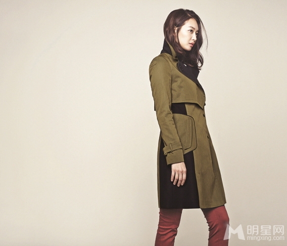 高清韩国首尔市美女申敏儿秋日时尚大片显干练女神气质申敏儿图片图片