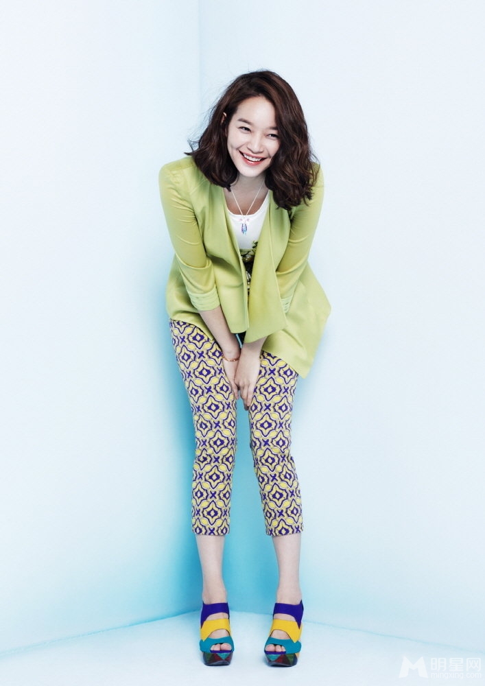 高清韩国首尔市美女申敏儿时尚写真气质大方干练十足申敏儿图片图片 高清韩国首尔市美女申敏儿时尚写真气质大方干练十足申敏儿图片图片