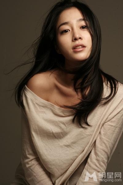 韩国釜山影视女演员张玉贞金泰希高贵甜美写真金泰希图片图片