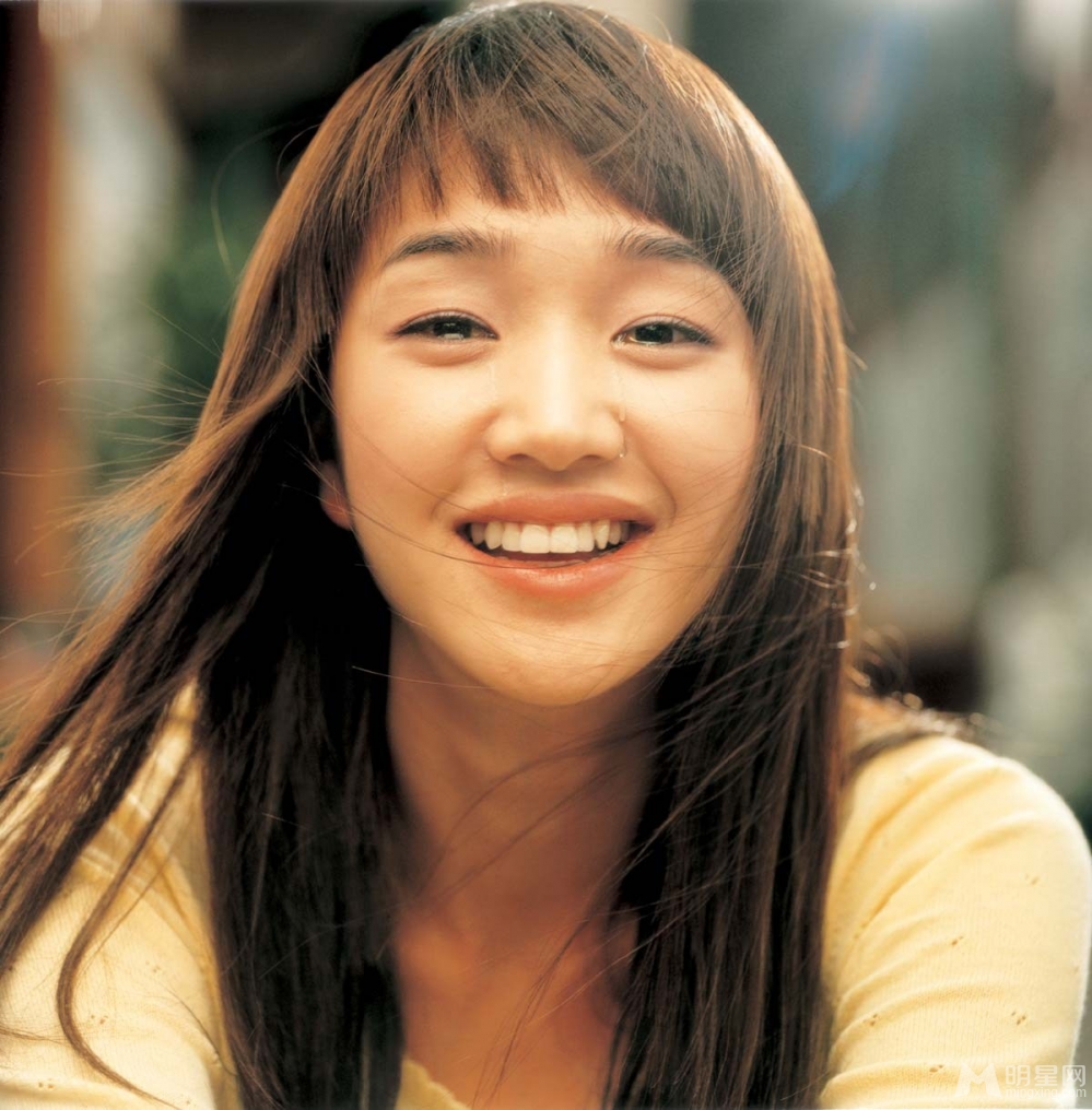 韩国釜山影视女演员张玉贞金泰希高贵甜美写真金泰希图片图片