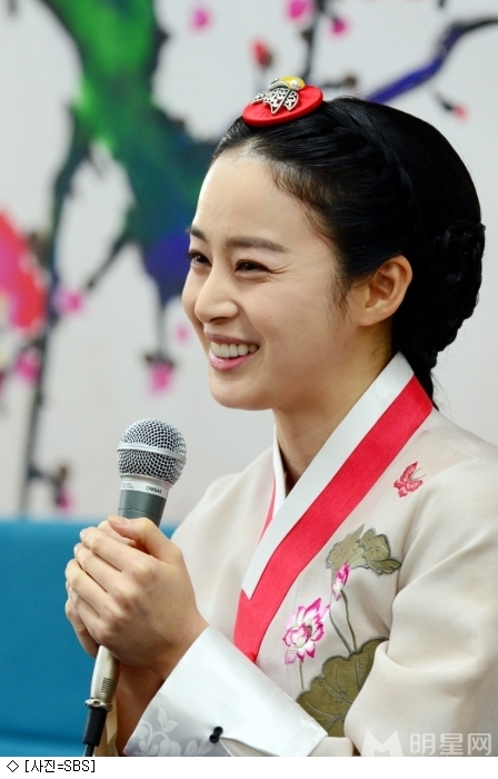 韩国釜山影视女演员张玉贞金泰希高贵甜美写真金泰希图片图片