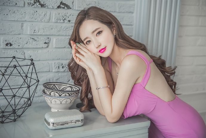 性感女神徐冬冬唯美时尚大气写真图片图片