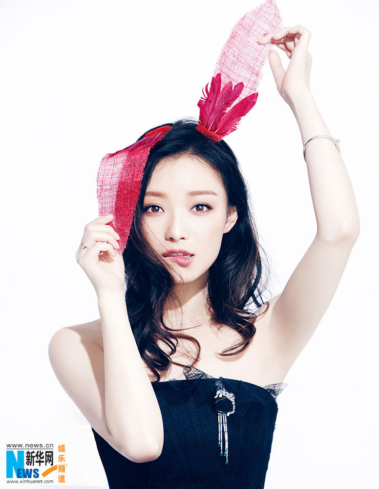 倪妮v和angelababy 共同上某杂志封面图片图片