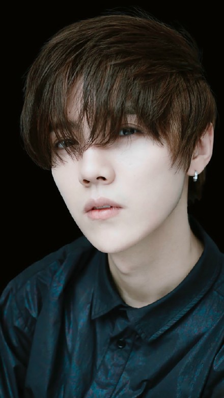 鹿晗12年录制《快乐大本营》图片汇总  妖孽美男鹿晗图片