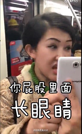 没想到刚开完杭州演唱会的“鲸鱼君李健”还是个表情包图片