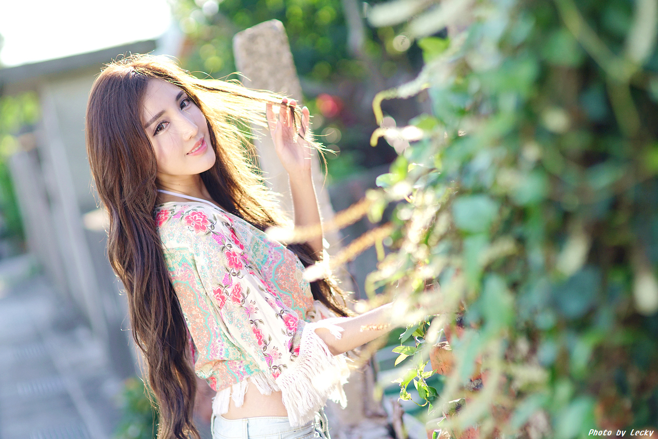 性感美女赵芸萱诱惑写真图片