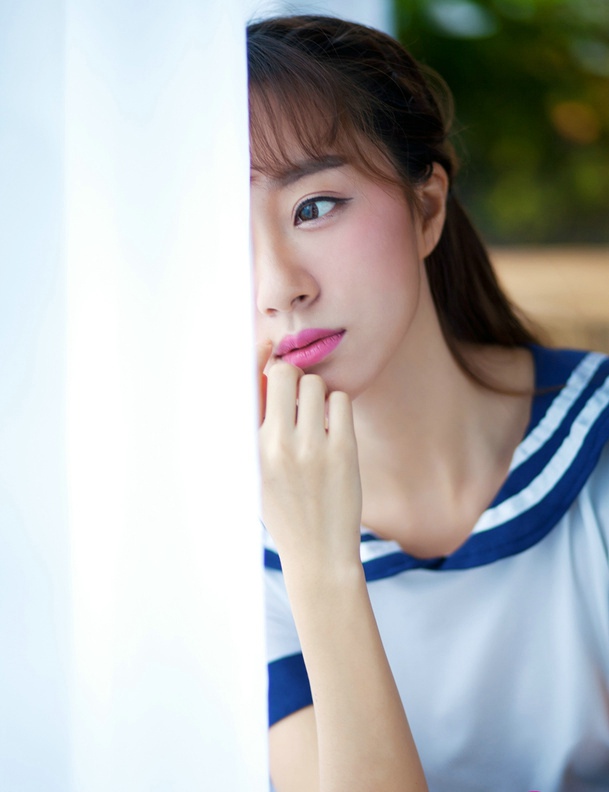 学生美女生活照制服诱惑学生妹美女校服妹写真图片图片