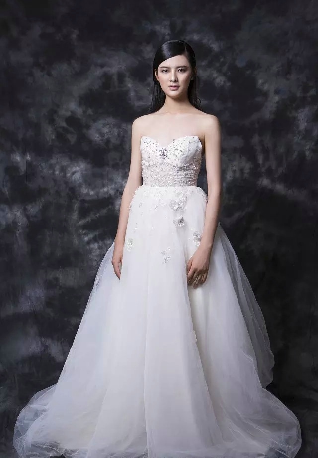 何洁赫子铭婚礼将近 婚纱拍摄选马场图片