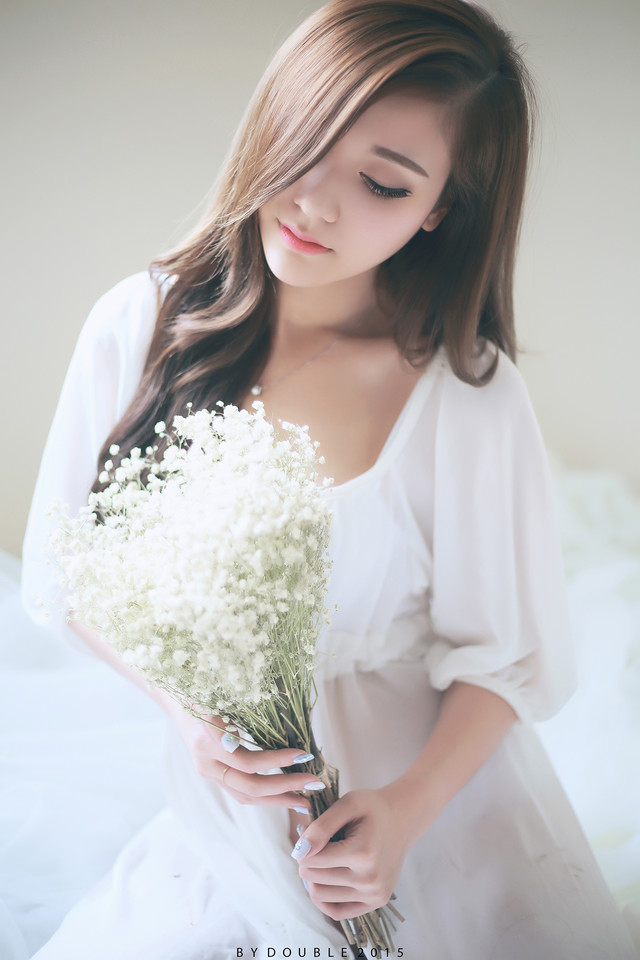 容祖儿首披婚纱 愿做小女人图片