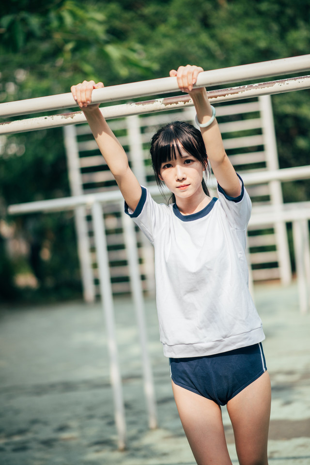 学生美女生活照制服诱惑学生妹美女校服妹写真图片图片 学生美女生活照制服诱惑学生妹美女校服妹写真图片图片