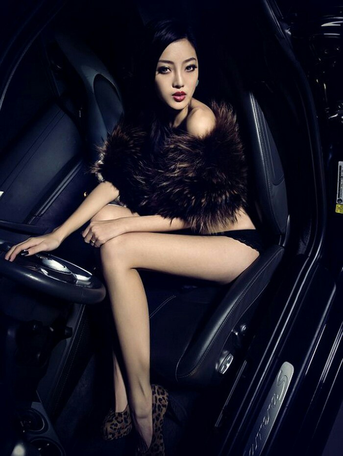 贾青性感美人靓丽写真集图片