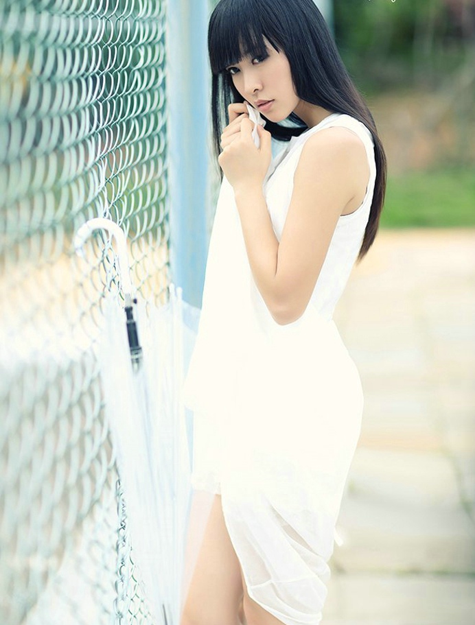 清纯美女 90后mm蕾丝睡裙私房诱惑写真美女图片图片
