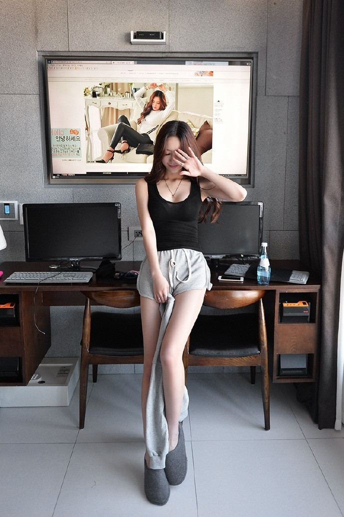 性感熟女透视睡裙的诱惑 图片下载图片