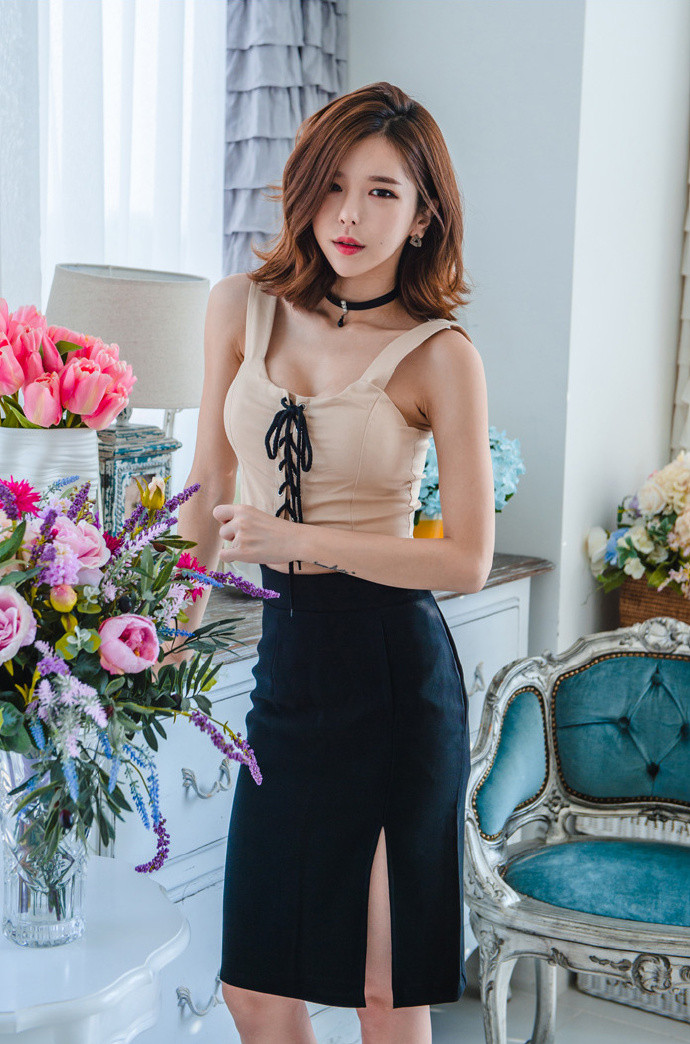 清纯美女 90后mm蕾丝睡裙私房诱惑写真美女图片图片