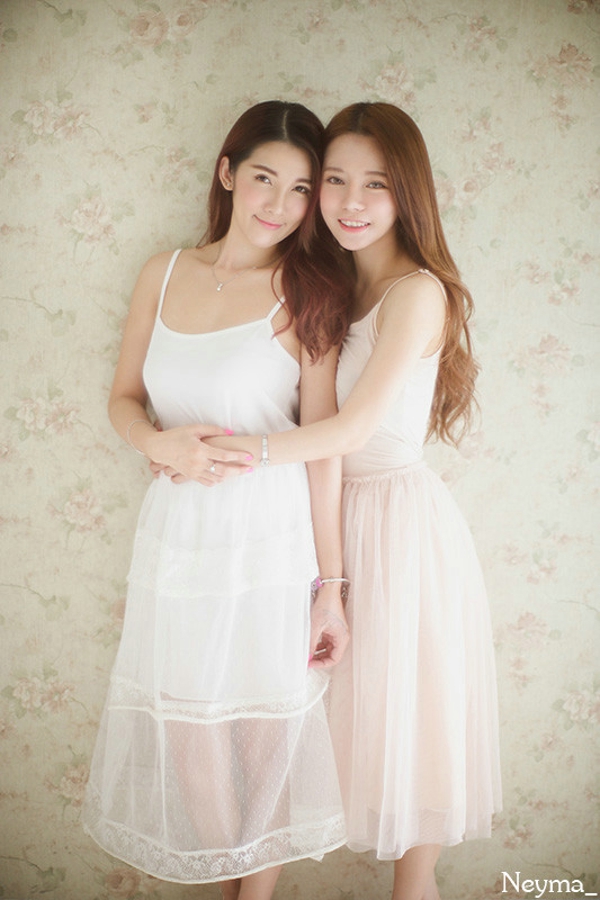 谭松韵胡冰卿闺蜜写真终曝光 萌系少女惹人爱图片