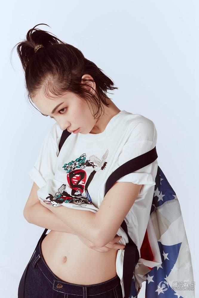 高清美国德克萨斯州达拉斯美女水原希子登上由陈漫掌镜的GRAZIA红秀第220期杂志封面图片