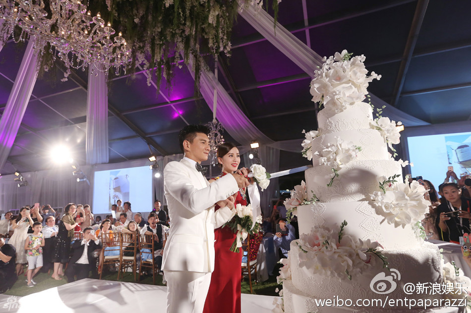 刘诗诗盛夏浪漫写真图片 迷人姿态尽展温润柔和图片