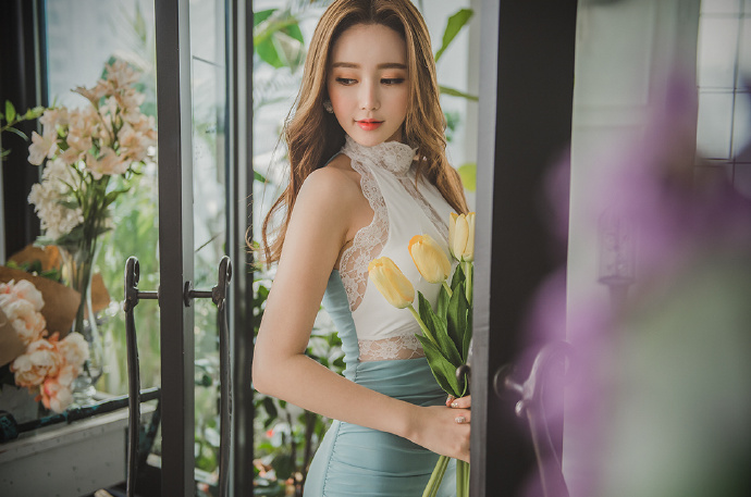 二次元美少女写真照图片