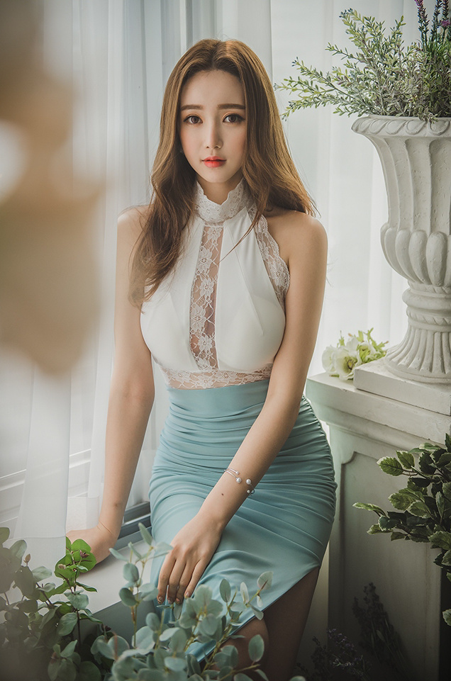 二次元美少女写真照图片