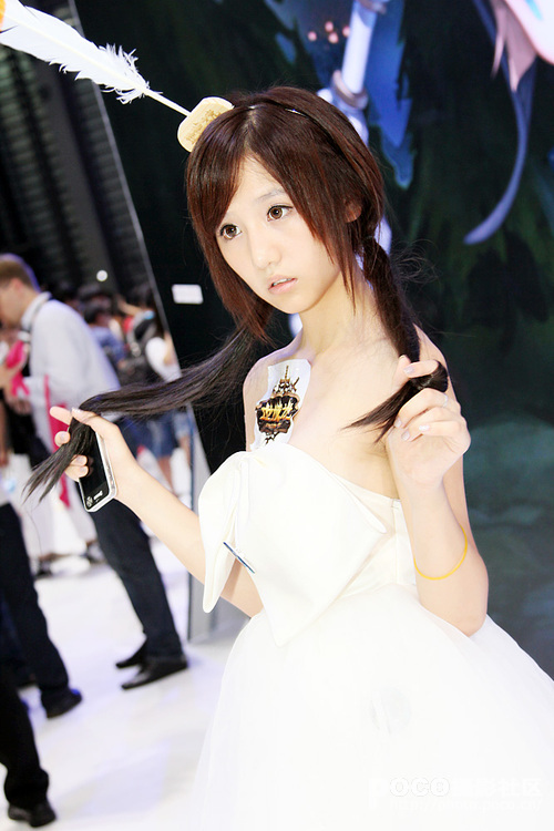 平面模特女演员网红王瑞儿大胆锥子脸美女自拍照图片