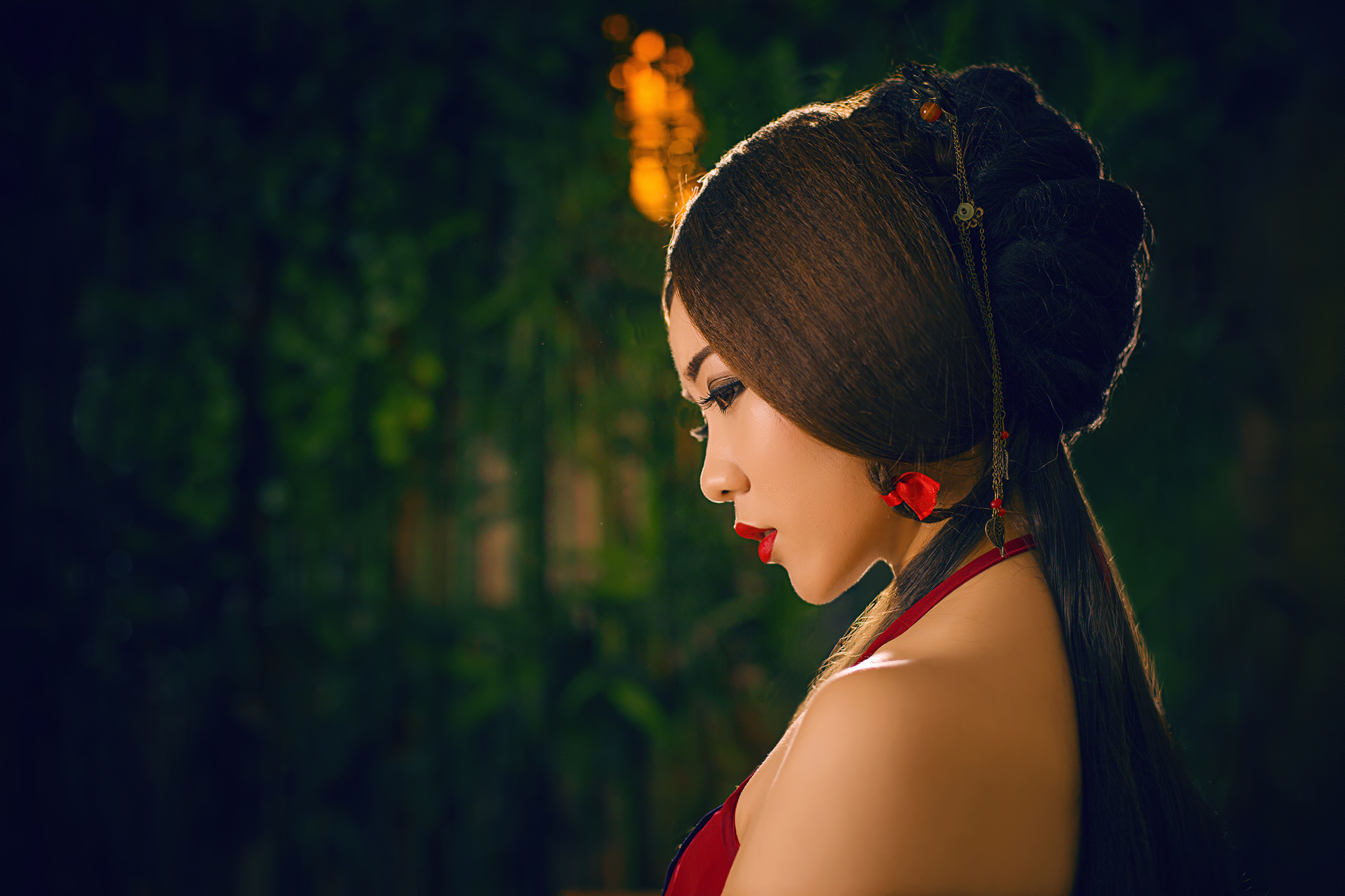 肚兜美女图片