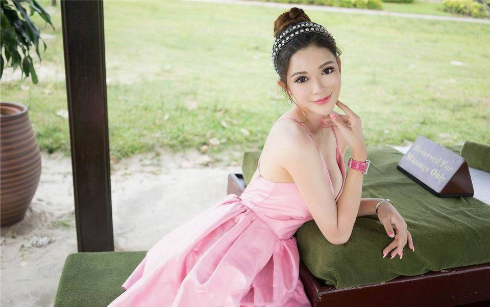 高清内地美女90后楚楚动人清纯自拍图片图片