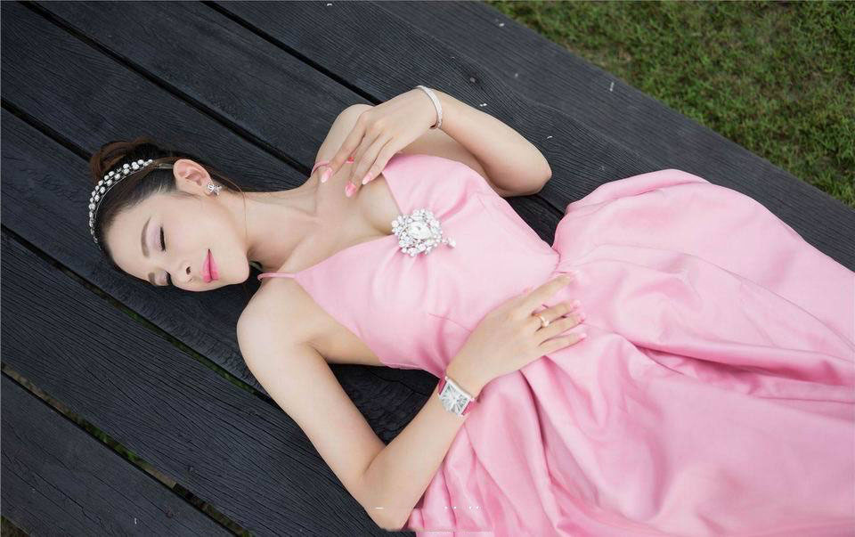 高清内地美女90后楚楚动人清纯自拍图片图片