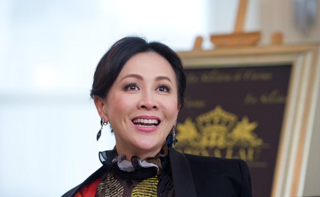 高清江苏苏州美女刘嘉玲风华绝代魅力十足杂志封面图片图片